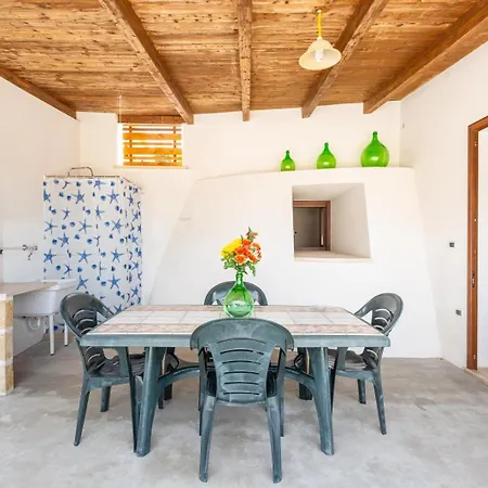 Salentoandmore - Trullo Sul Mare Torre Vado